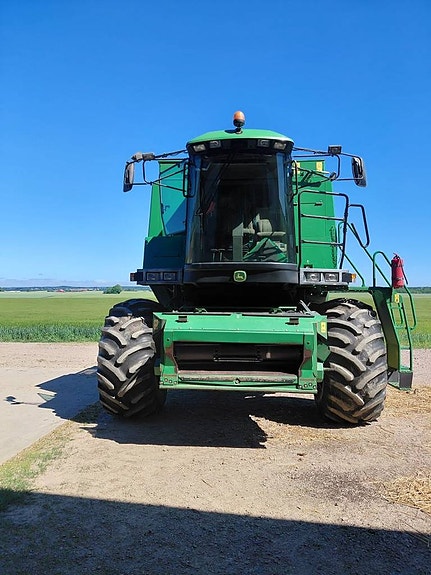 John Deere 1550 WTS 4 WD 3 of 12