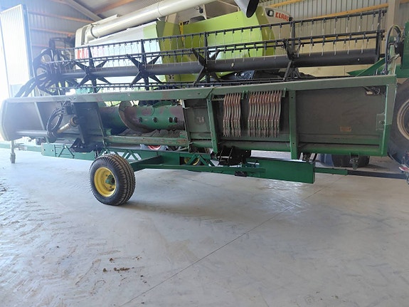 John Deere 1550 WTS 4 WD 12 of 12