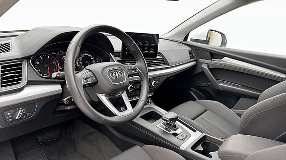 Audi Q5 8 of 15