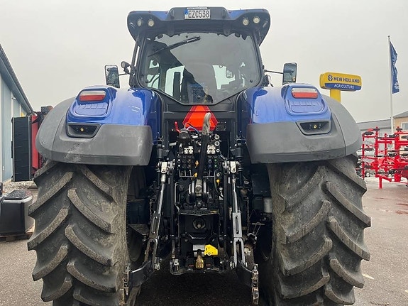 New Holland T7.315 HD 8 of 13