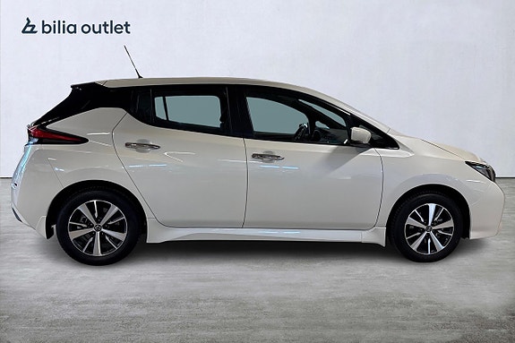 Nissan Leaf 5 of 5