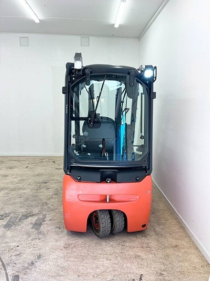 Linde E 16-02 3 of 4