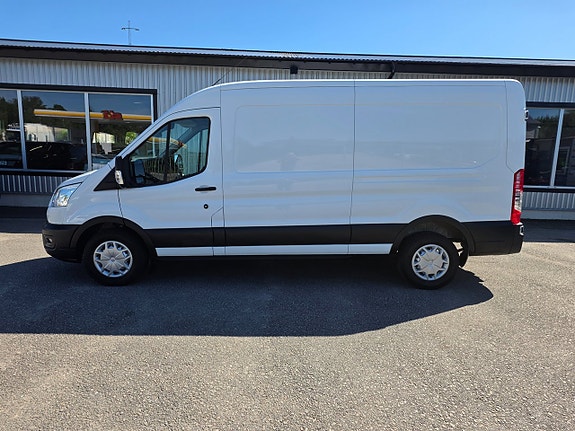 Ford Transit 2 of 5