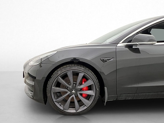 Tesla Model 3 27 of 30