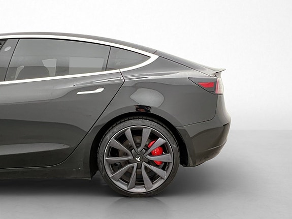 Tesla Model 3 28 of 30