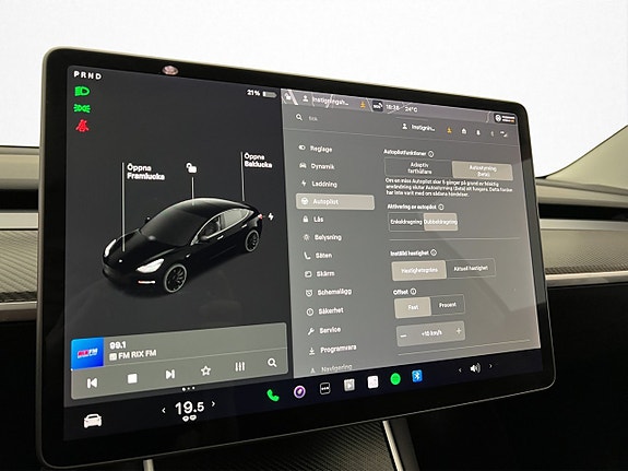 Tesla Model 3 21 of 30