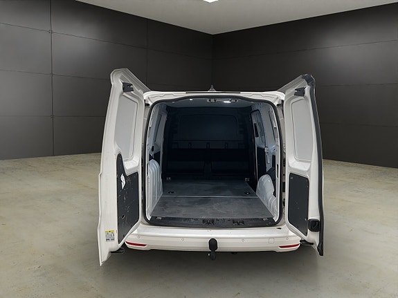 Volkswagen Caddy Maxi 12 of 30