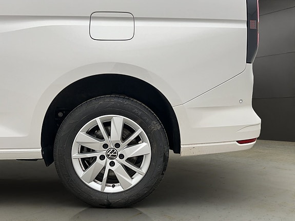 Volkswagen Caddy Maxi 30 of 30