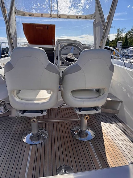 NIMBUS 230 Nova R -2008 -Diesel-bogpropeller-ankarspel 2 of 12