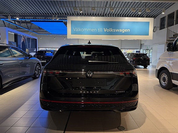 Volkswagen Passat 4 of 5