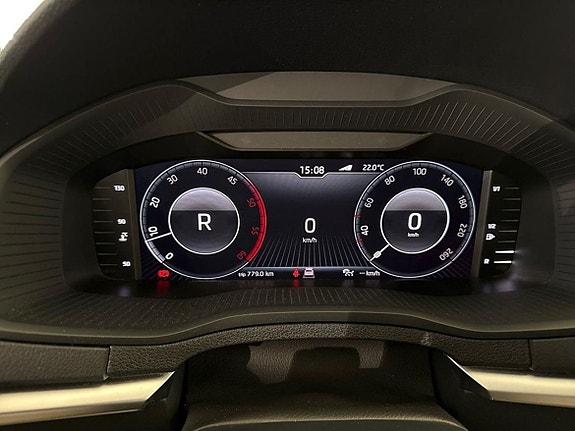 Skoda Karoq 17 of 22
