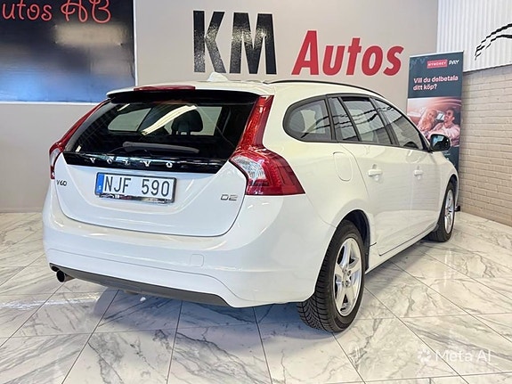 Volvo V60 4 of 14