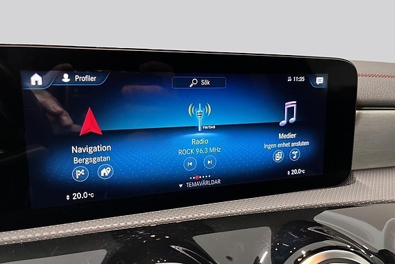 Mercedes-Benz CLA250 11 of 14