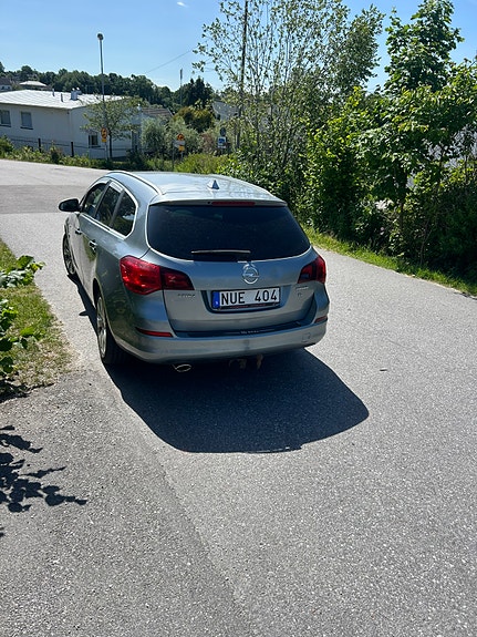 Opel Astra 2 of 2