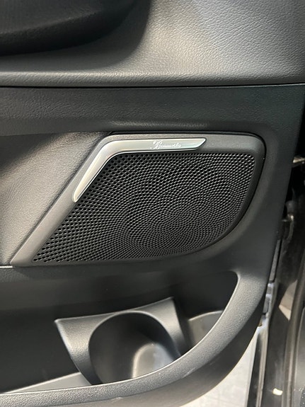 Mercedes-Benz V250 15 of 21