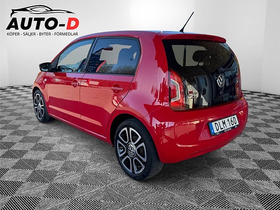 Volkswagen UP! 7 of 18