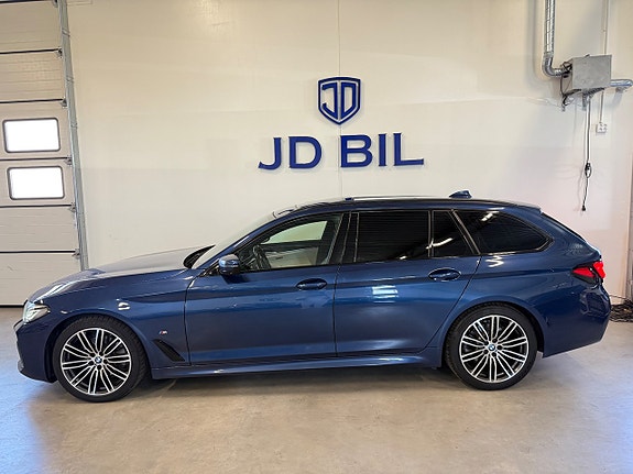 BMW 520d 2 of 5