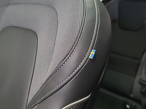 Volvo XC60 18 of 22