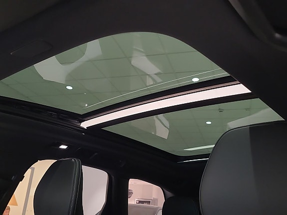 Volvo XC60 17 of 22
