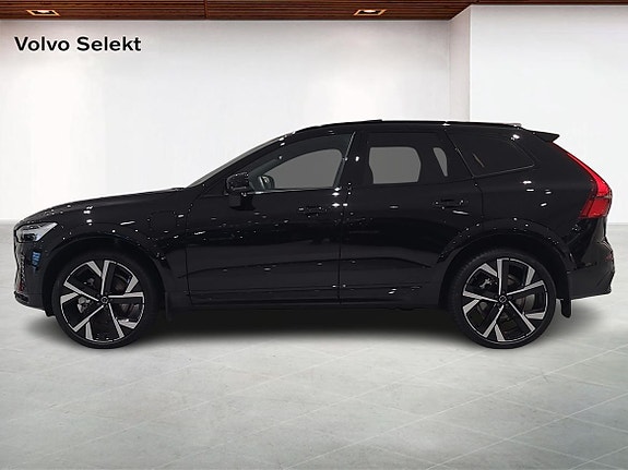 Volvo XC60 3 of 22
