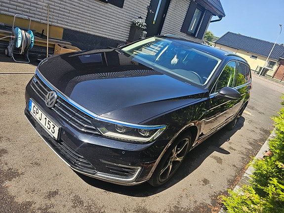 Volkswagen Passat 3 of 5