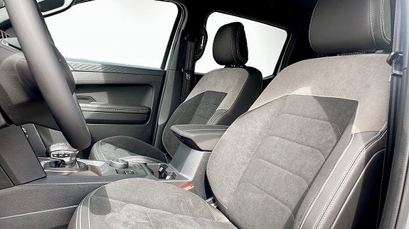 Volkswagen Amarok 11 of 15
