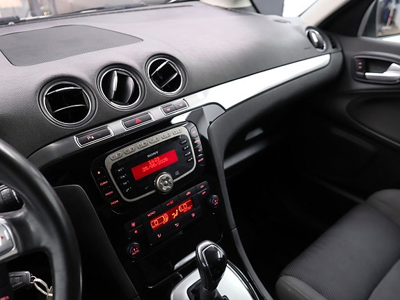 Ford S-MAX 15 of 27