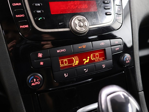 Ford S-MAX 18 of 27