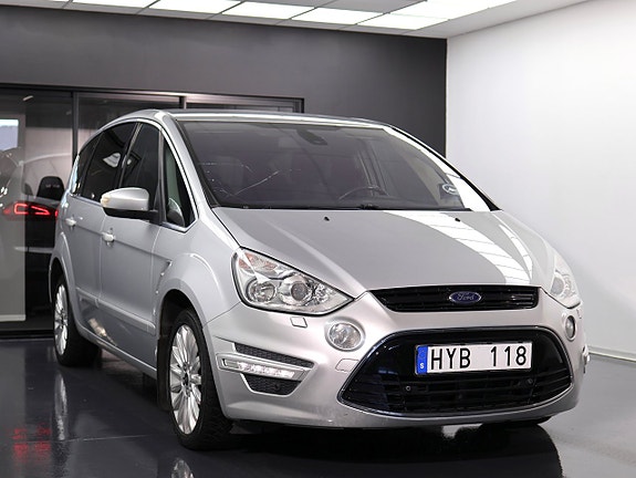 Ford S-MAX 3 of 5