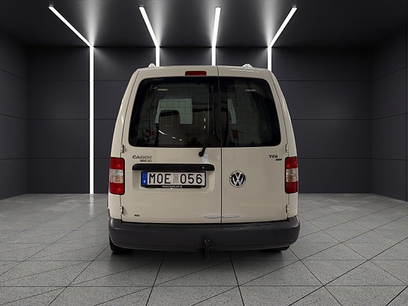 Volkswagen Caddy Maxi 4 of 5