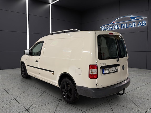 Volkswagen Caddy Maxi 3 of 5