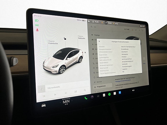 Tesla Model Y 29 of 30