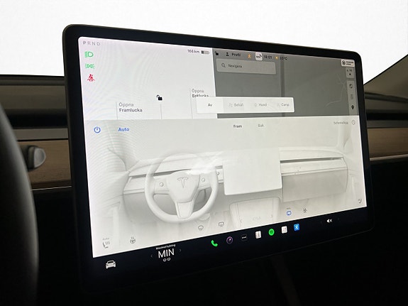 Tesla Model Y 25 of 30