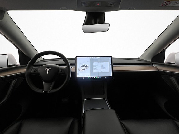 Tesla Model Y 14 of 30