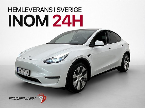 Tesla Model Y 4 of 30