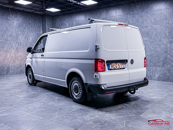 Volkswagen Transporter 5 of 23