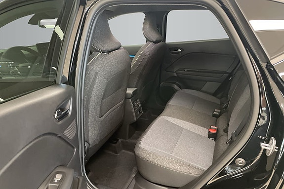 Renault Captur 9 of 14