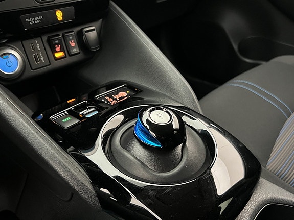 Nissan Leaf 22 of 30