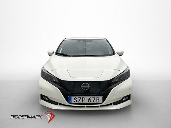 Nissan Leaf 3 of 30