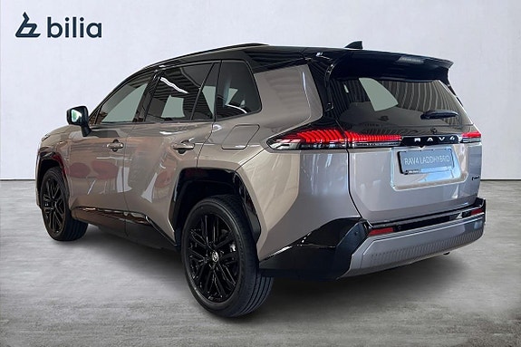 Toyota RAV4 8 of 20
