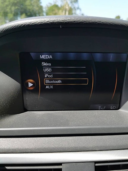 Volvo V70 10 of 12