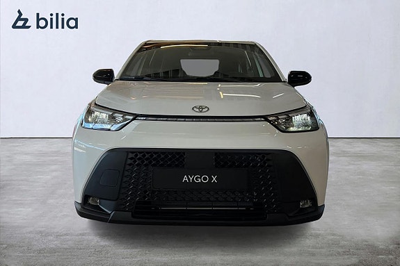 Toyota Aygo X 2 of 5
