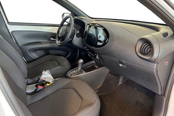 Toyota Aygo X 11 of 20