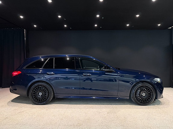 Mercedes-Benz C300 6 of 18