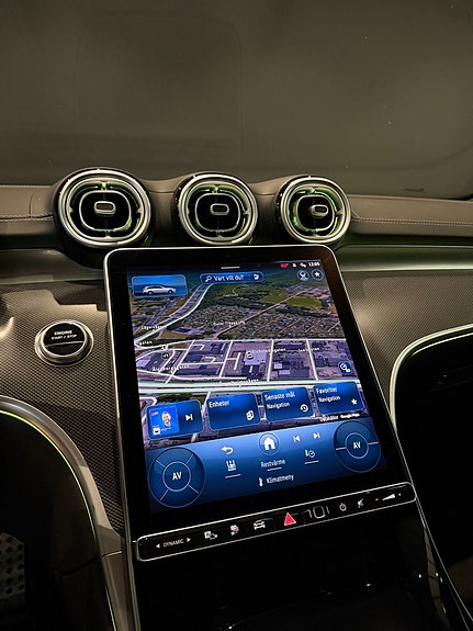 Mercedes-Benz C300 15 of 18