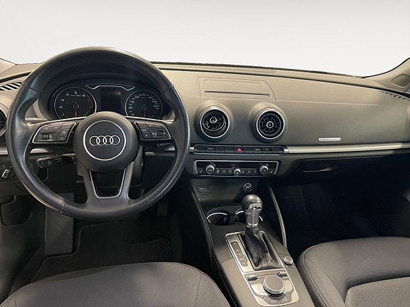Audi A3 11 of 26