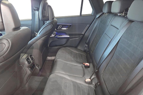 Mercedes-Benz GLC400 10 of 14