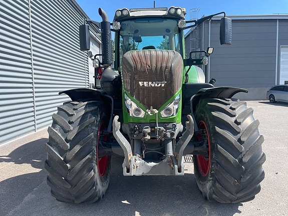 Fendt 828 Vario 2 of 5