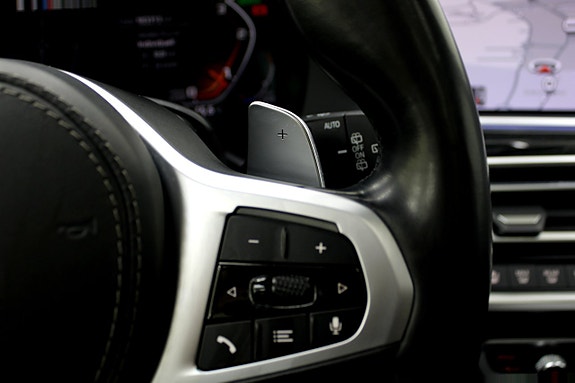 BMW X7 12 of 30
