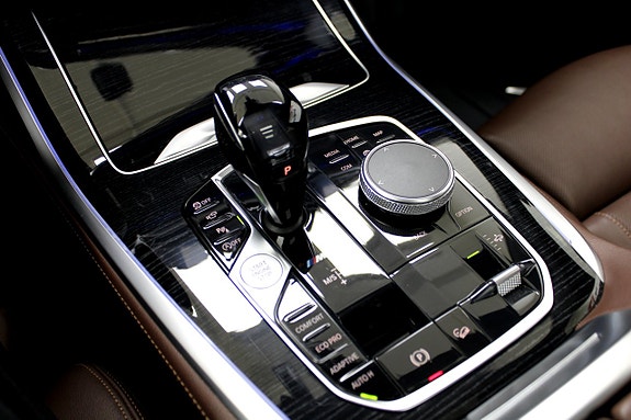 BMW X7 14 of 30